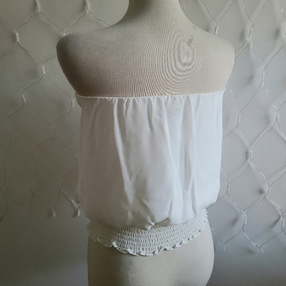 Sleeveless Tank Top by I.N. SF / Size Small - Picture 4 of 5
